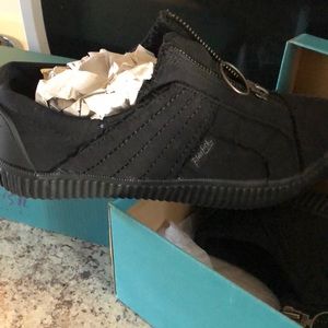 Blowfish shoes size 7.5